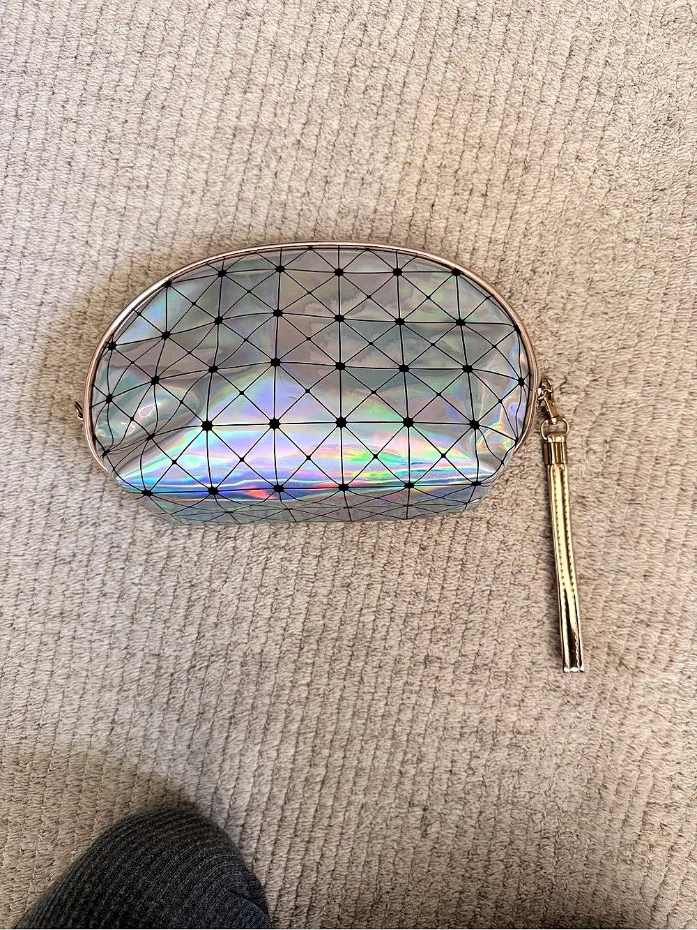 Geometric Cosmetic Pouch in Gold Like New